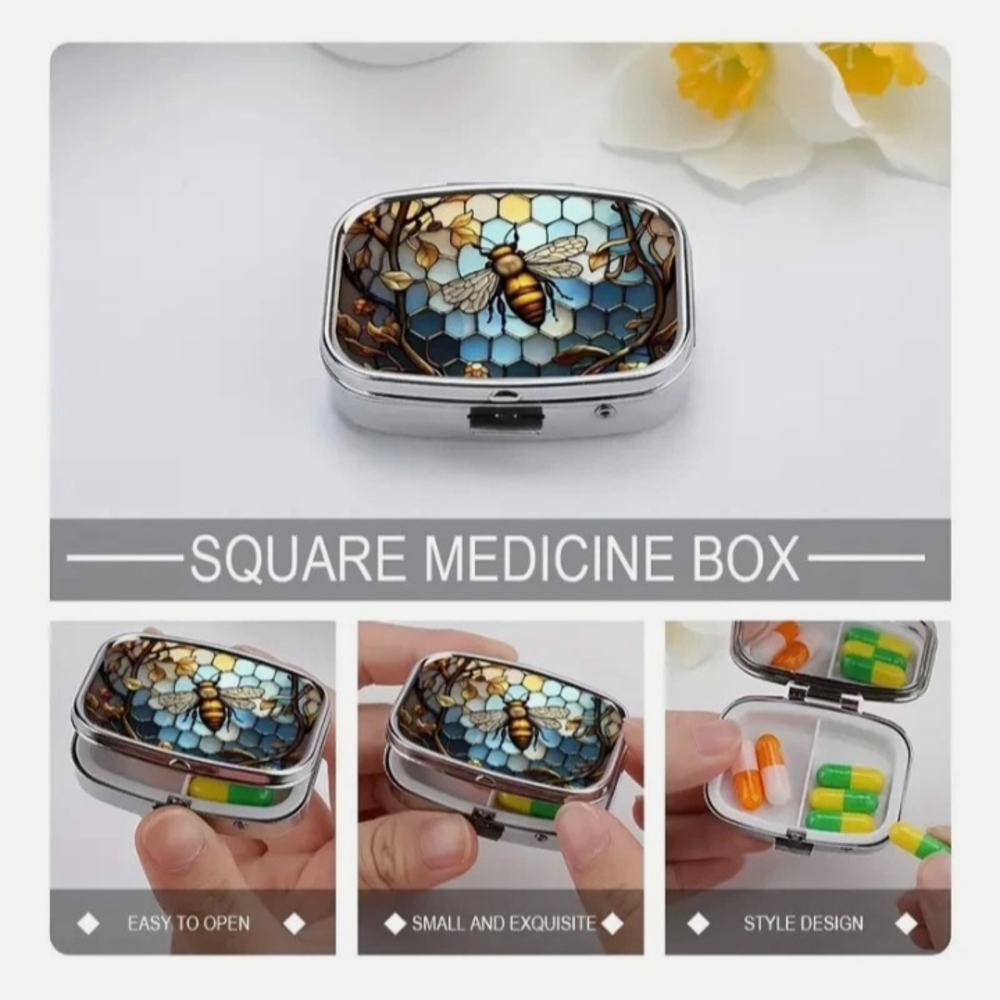 Bee Design Compact Mirror - Picture 2 of 4